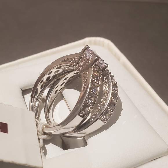 Zirconia ring set. Size 7 - Picture 2 of 9